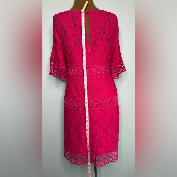 Laundry Shelli Segal Dress Pink Crochet Floral Knit Short Sleeve Sheath Size 6 - Picture 10 of 12